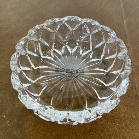 Hershey Kisses Crystal Candy Dish - Picture 8 of 11